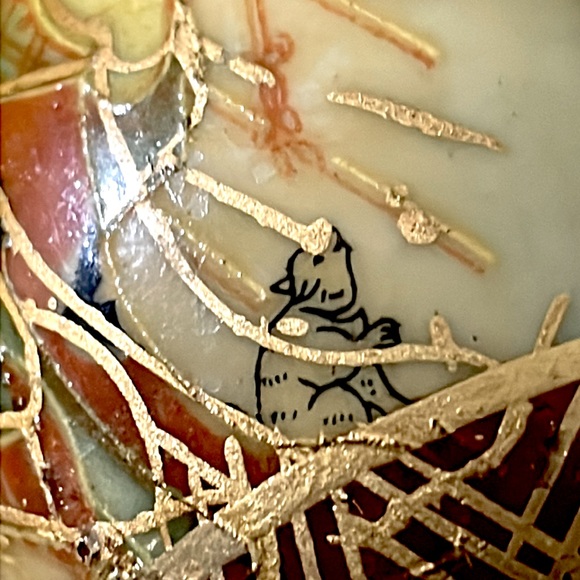 Vintage 4” Gold Gilded & Painted by Hand Porcelain Royal Satsuma Oriental Egg - Picture 11 of 14